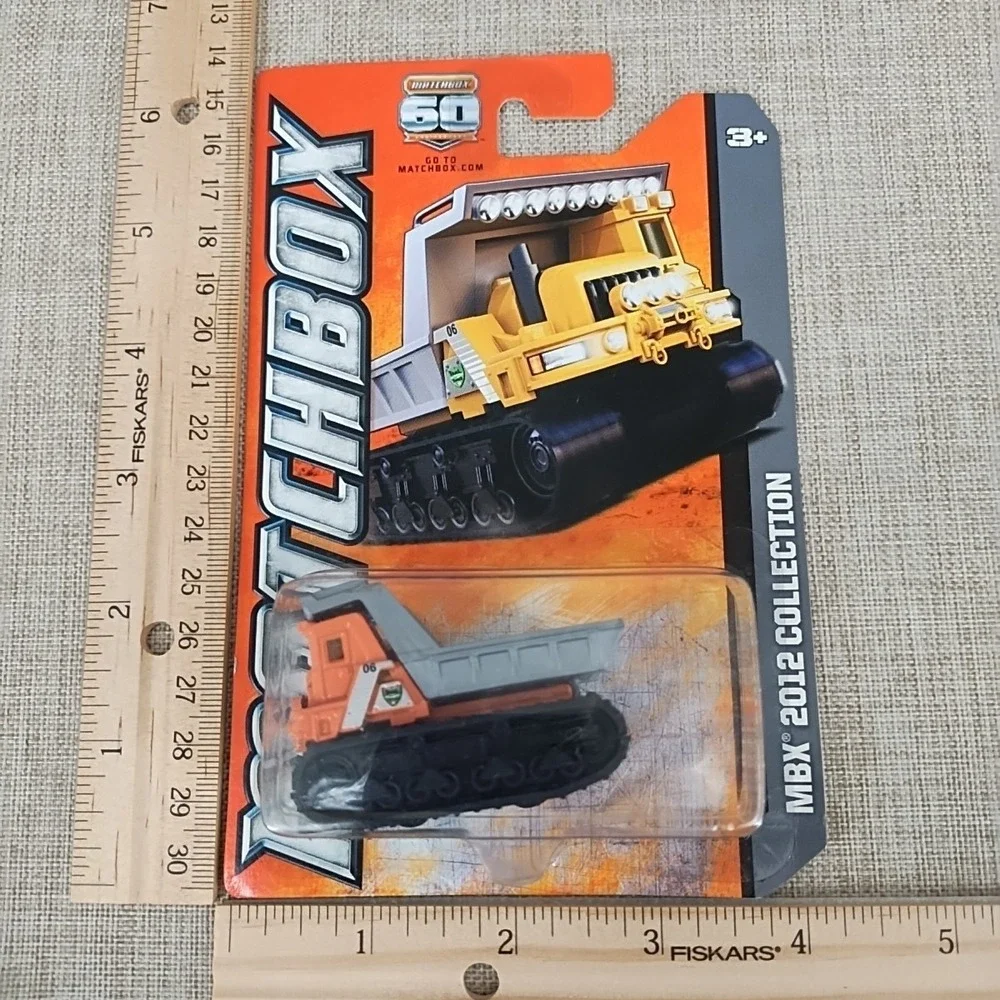 LOT OF 6 1:64 Matchbox MBX Construction 2012 Plowerizer Mercedes Trail Tipper